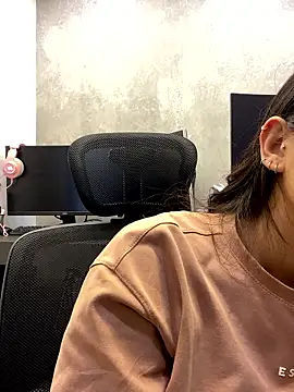Hana-Parker online show from 05.15.26