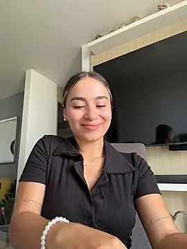 Snapshot of AmyRusso chatting on 07.02.26 AmyRusso online show from 07.02.26