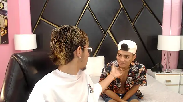Snapshot of Juan_saul1 chatting on 04.23.26 Juan saul1 online show from 04.23.26