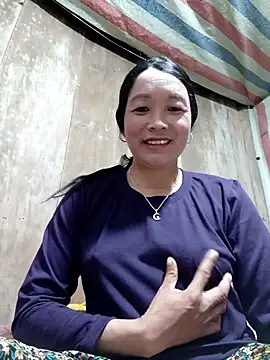 Snapshot of vanlucky2 chatting on 04.30.26 vanlucky2 online show from 04.30.26