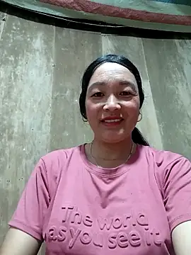 Snapshot of vanlucky2 chatting on 05.25.26 vanlucky2 online show from 05.25.26