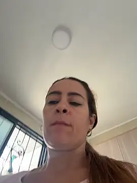 Snapshot of Natigoonzalez chatting on 05.06.26 Natigoonzalez online show from 05.06.26