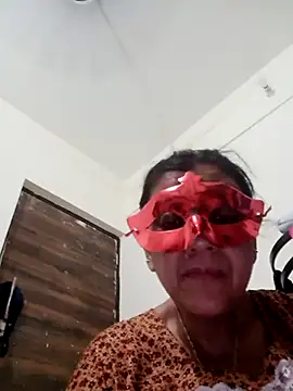 Charming-Cherry online show from 04.11.26