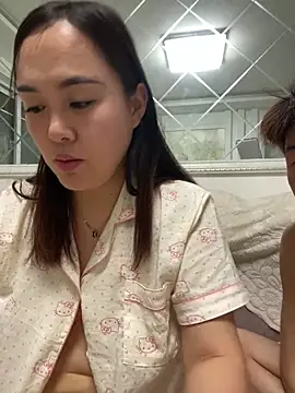 Snapshot of beibei-10 chatting on 04.22.26 beibei-10 online show from 04.22.26