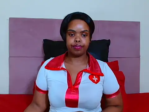 Snapshot of MistressZandy chatting on 04.08.26 MistressZandy online show from 04.08.26