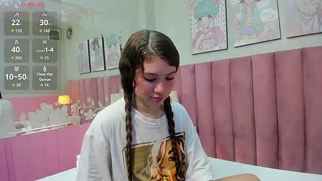 Hellencute18  online show from 06.24.26