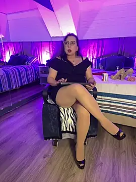 Snapshot of Jenifer_cruz chatting on 05.08.26 Jenifer cruz online show from 05.08.26
