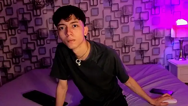 Twink Sebas7 online show from 05.26.26
