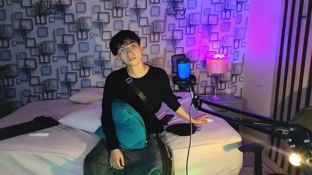 Snapshot of Twink_Sebas7 chatting on 07.11.26 Twink Sebas7 online show from 07.11.26