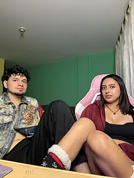 hotlatinocouple   online show from 05.16.26