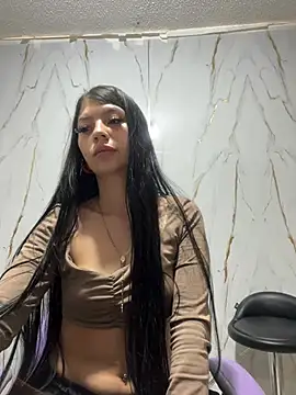 Snapshot of sweett_sophie1 chatting on 06.22.26 sweett sophie1 online show from 06.22.26