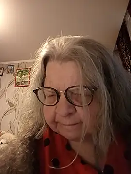 Snapshot of MartaMia68 chatting on 05.30.26 MartaMia68 online show from 05.30.26
