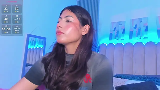 Layla amirah online show from 05.15.26
