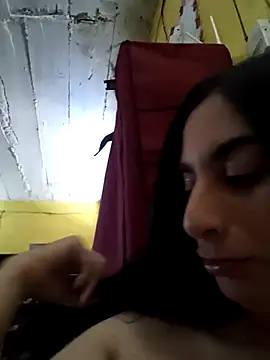 Perlizz 95 online show from 04.13.26