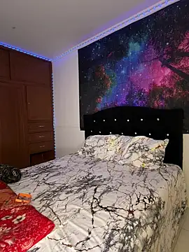 RoughDiamond  online show from 04.14.26