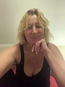 Beautiful Princess Diana online show from 04.16.26