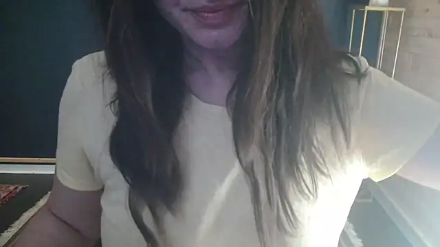 Snapshot of NicoleLove_ chatting on 04.19.26 NicoleLove online show from 04.19.26
