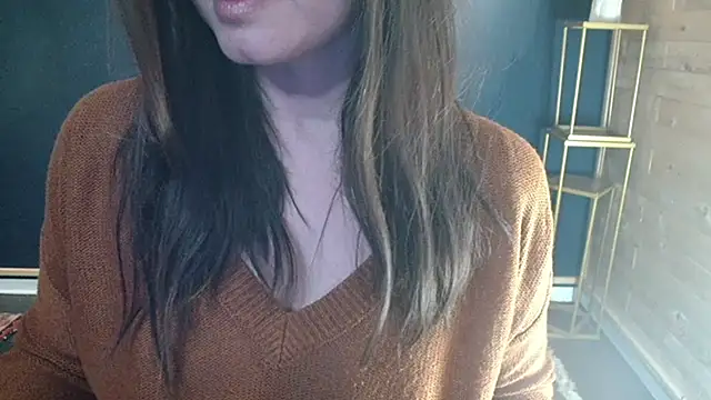 Snapshot of NicoleLove_ chatting on 04.26.26 NicoleLove online show from 04.26.26