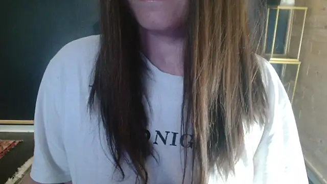 Snapshot of NicoleLove_ chatting on 05.24.26 NicoleLove online show from 05.24.26