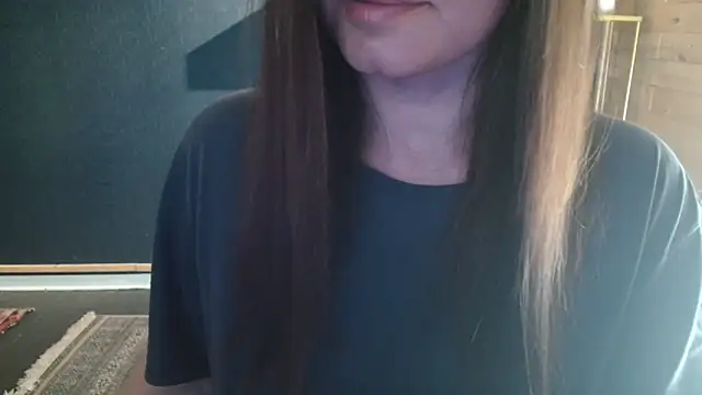 Snapshot of NicoleLove_ chatting on 05.26.26 NicoleLove online show from 05.26.26