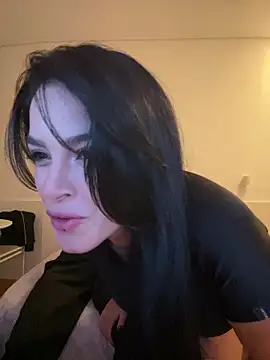 LOUISEE   online show from 05.09.26