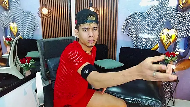 Skinny cute Alyer online show from 06.14.26