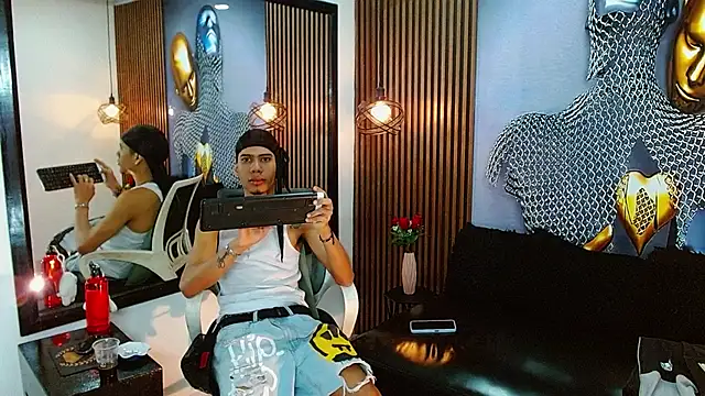 Skinny cute Alyer online show from 06.25.26