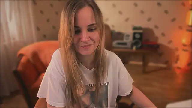 MiaSparkes online show from 05.11.26