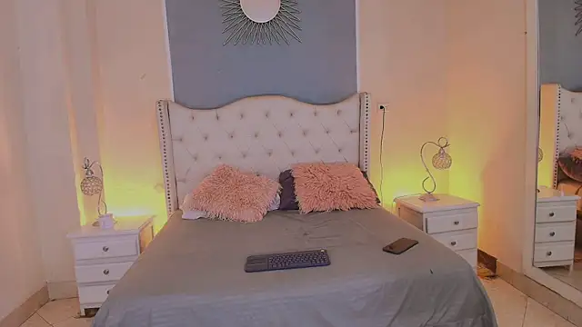 elizabeth santos1 online show from 06.04.26
