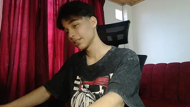 Snapshot of Marck-Pro chatting on 05.04.26 Marck-Pro online show from 05.04.26