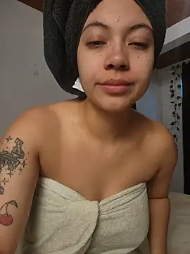NefertitiXO online show from 06.23.26