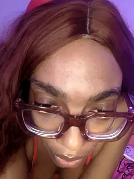 ChocolatCoveredStrawberry online show from 04.19.26