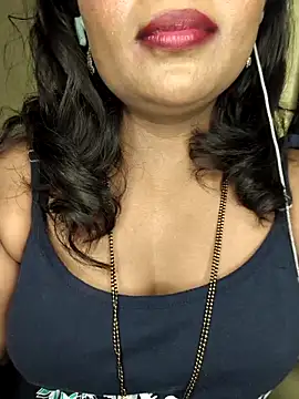 Snapshot of ur_love_kannada1 chatting on 04.29.26 ur love kannada1 online show from 04.29.26