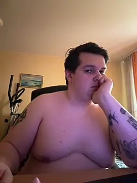 Snapshot of PenisGenezis13 chatting on 04.12.26 PenisGenezis13 online show from 04.12.26