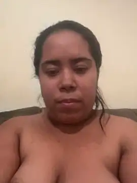 Snapshot of Tainesilva chatting on 04.27.26 Tainesilva online show from 04.27.26