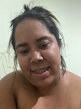 Snapshot of Tainesilva chatting on 05.19.26 Tainesilva online show from 05.19.26