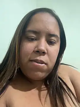 Snapshot of Tainesilva chatting on 05.20.26 Tainesilva online show from 05.20.26