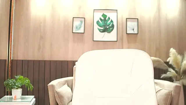 Snapshot of BrianaLane chatting on 06.12.26 BrianaLane online show from 06.12.26