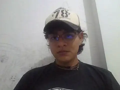 Snapshot of xhecho_uzumaki chatting on 05.07.26 xhecho uzumaki online show from 05.07.26