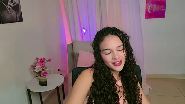 MaraVelvett online show from 05.18.26