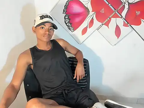 Snapshot of ozunabigcock chatting on 04.13.26 ozunabigcock online show from 04.13.26