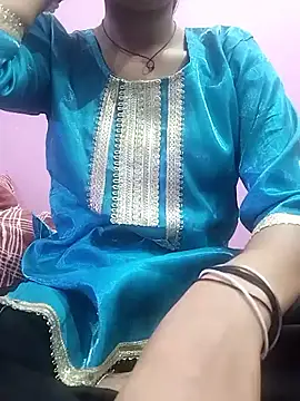 Snapshot of Liviya__225__ chatting on 04.11.26 Liviya 225 online show from 04.11.26