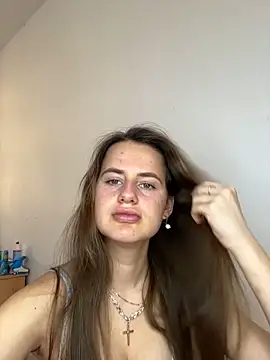 Snapshot of NittaDali chatting on 04.14.26 NittaDali online show from 04.14.26