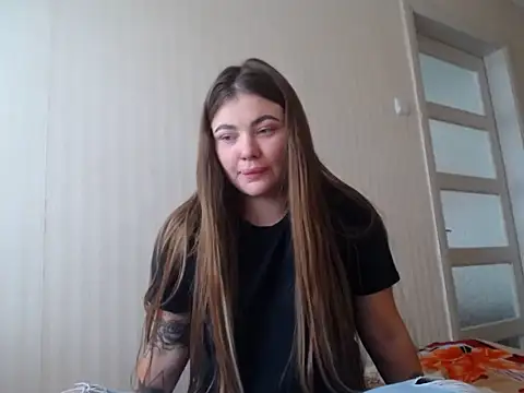 Snapshot of Lola77__ chatting on 06.18.26 Lola77 online show from 06.18.26