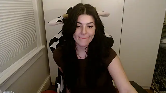 cassiealvarez online show from 04.23.26
