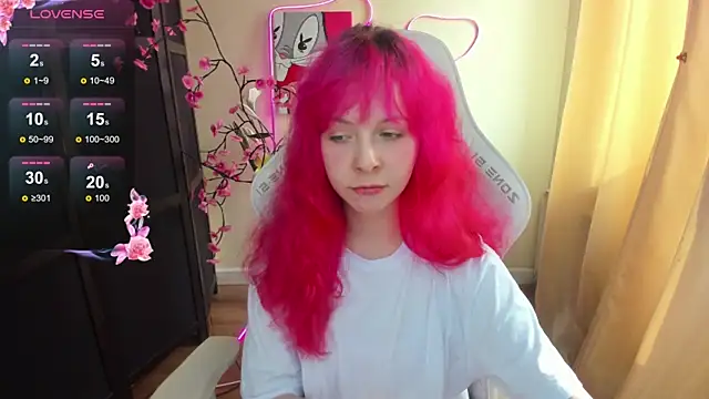 InfernoKitten online show from 04.21.26
