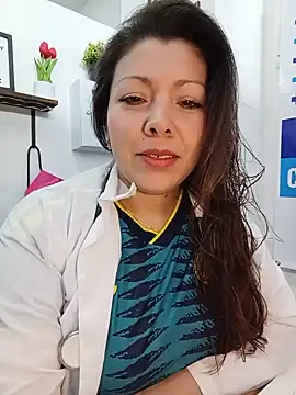 Snapshot of SARA_21- chatting on 06.27.26 SARA 21- online show from 06.27.26