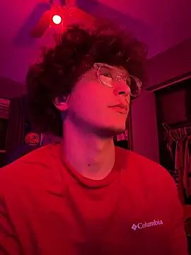 Snapshot of dontworryboutitt chatting on 04.16.26 dontworryboutitt online show from 04.16.26