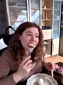 Snapshot of AmeliFoxi chatting on 04.15.26 AmeliFoxi online show from 04.15.26