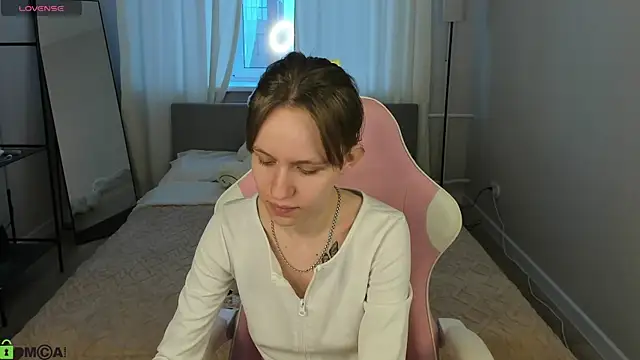 Snapshot of Milena_Milyan chatting on 04.30.26 Milena Milyan online show from 04.30.26